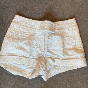 Tracy Reese textured cream shorts